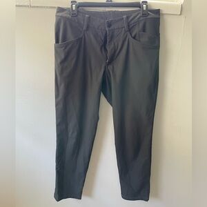 Men’s Lulu chinos